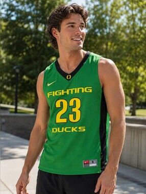 Nike Oregon Ducks "Fighting Ducks" Replica Basketball Jersey Green #23 Small EUC